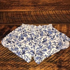 American Eagle flowy floral shorts